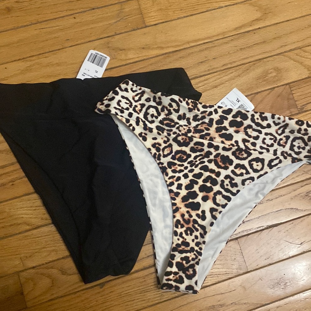 High waisted cheetah and black bikini bottoms
